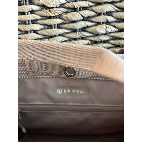 EUC lululemon Two-Tone Canvas Mini Tote Bag 4.5L, ivory , $179 - Picture 5 of 10
